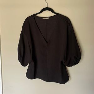 Black puff sleeve cropped V neck top sz L Zara